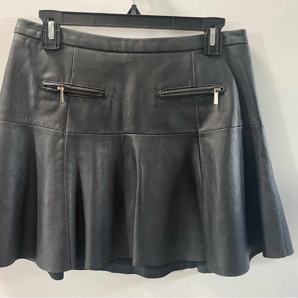 Chic Black Leather Mini Skirt